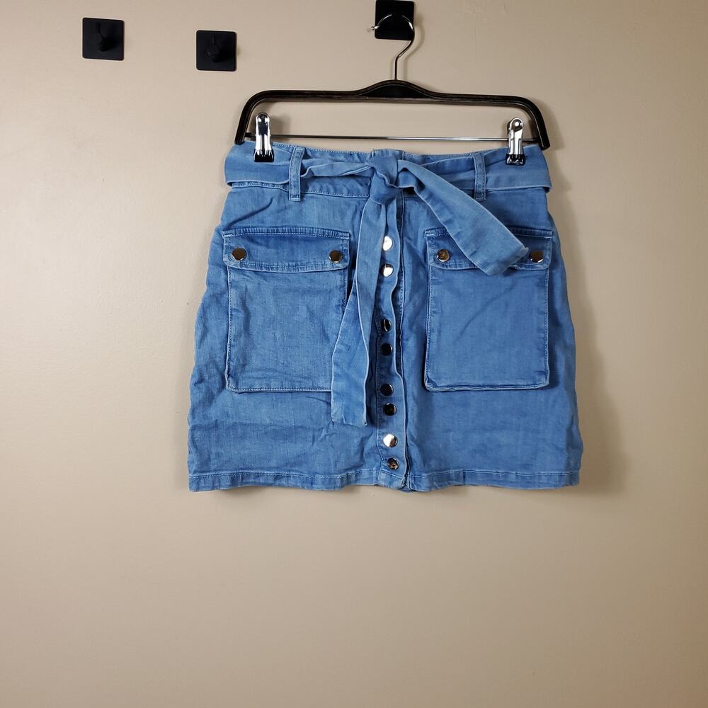 Fashion Nova Blue Button Front Denim Skirt & Belt Size M